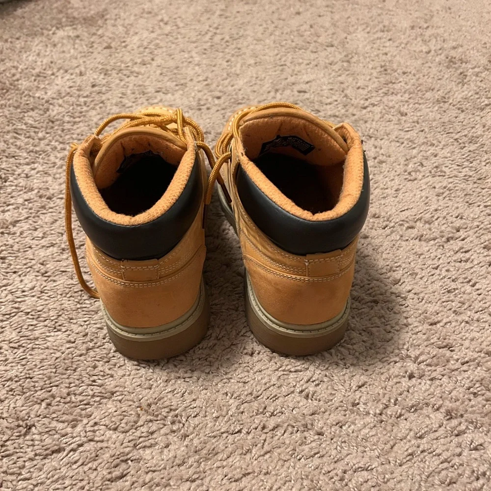 Men’s Lugz Boots - Picture 3 of 4